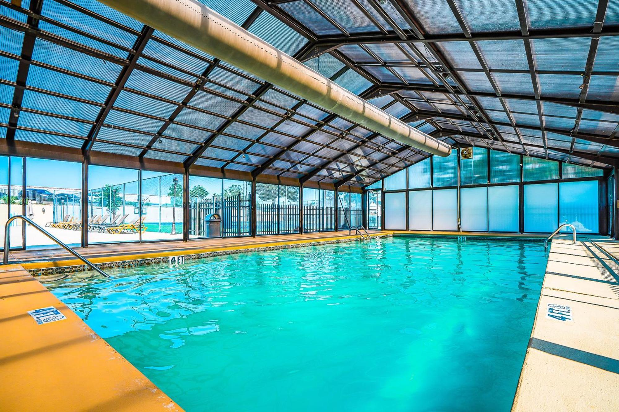 Lofty Retreat & Paradise Pointe Брэнсон Номер фото