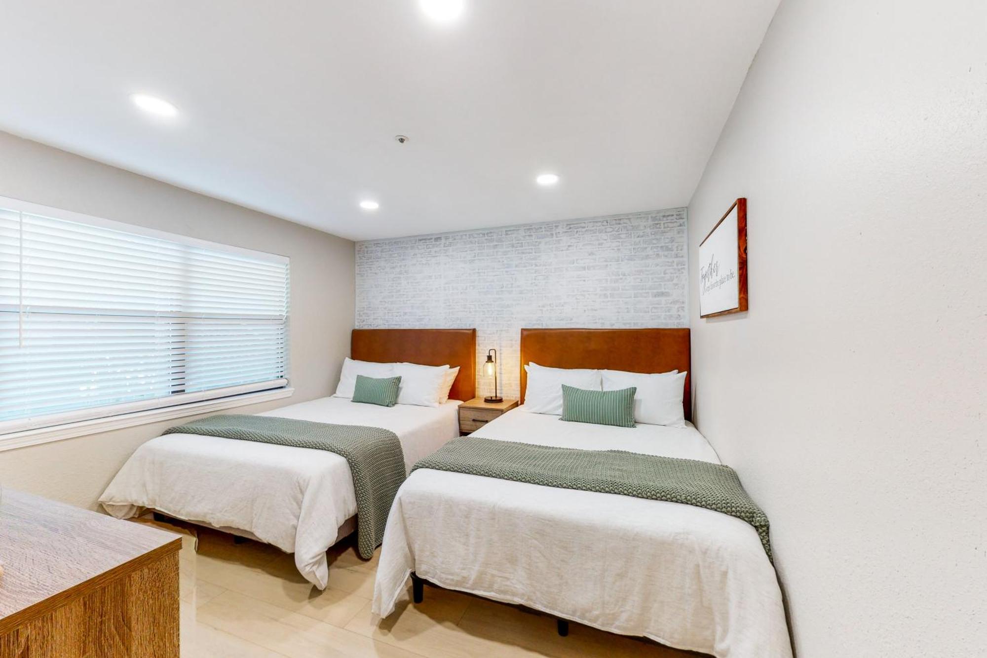 Lofty Retreat & Paradise Pointe Брэнсон Номер фото